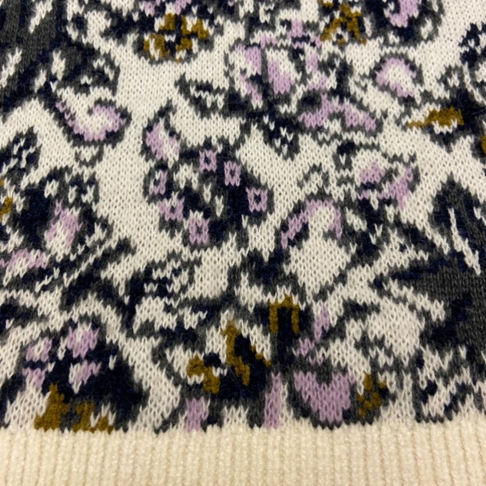 LOFT Sweater - Picture 2 of 5